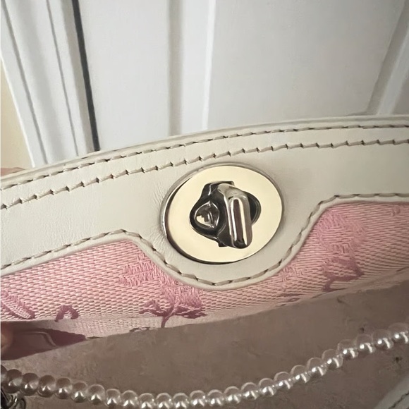 Coach Pink and White Shoulder Bag - Picture 7 of 9
